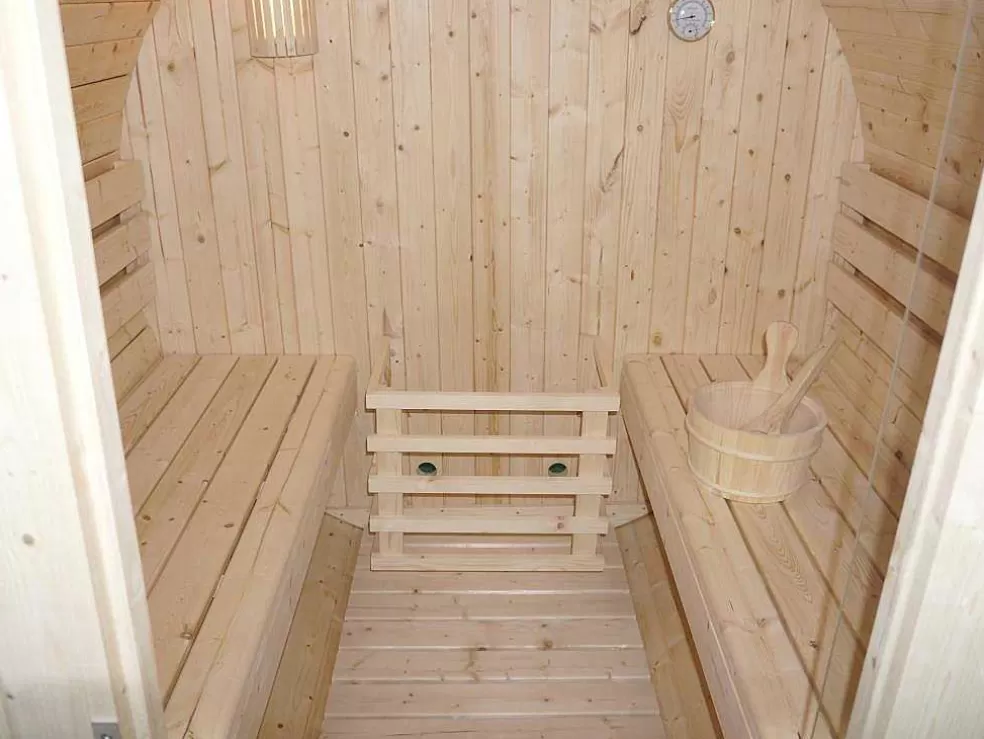 VOGUE SAUNA Sauna De Exterior 4 Lugares Com Salamandra De 6 Kw C185 X L180 X A190 Cm - Isokyro* Sauna De Exterior