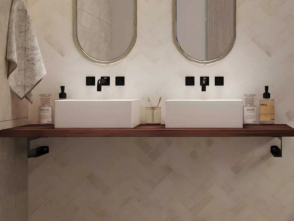 Vente-unique Suporte Suspenso Em Teca Escura Com Esquadros De Fixacao Pretos De 150 X 50 Cm - Sukawati* Promoções Casa De Banho & Bem-Estar